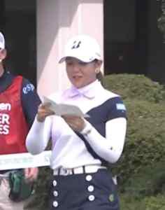 女子プロゴルフのトーナメント「楽天スーパーレディース」は吉田優利が3日間トータル18アンダーで優勝